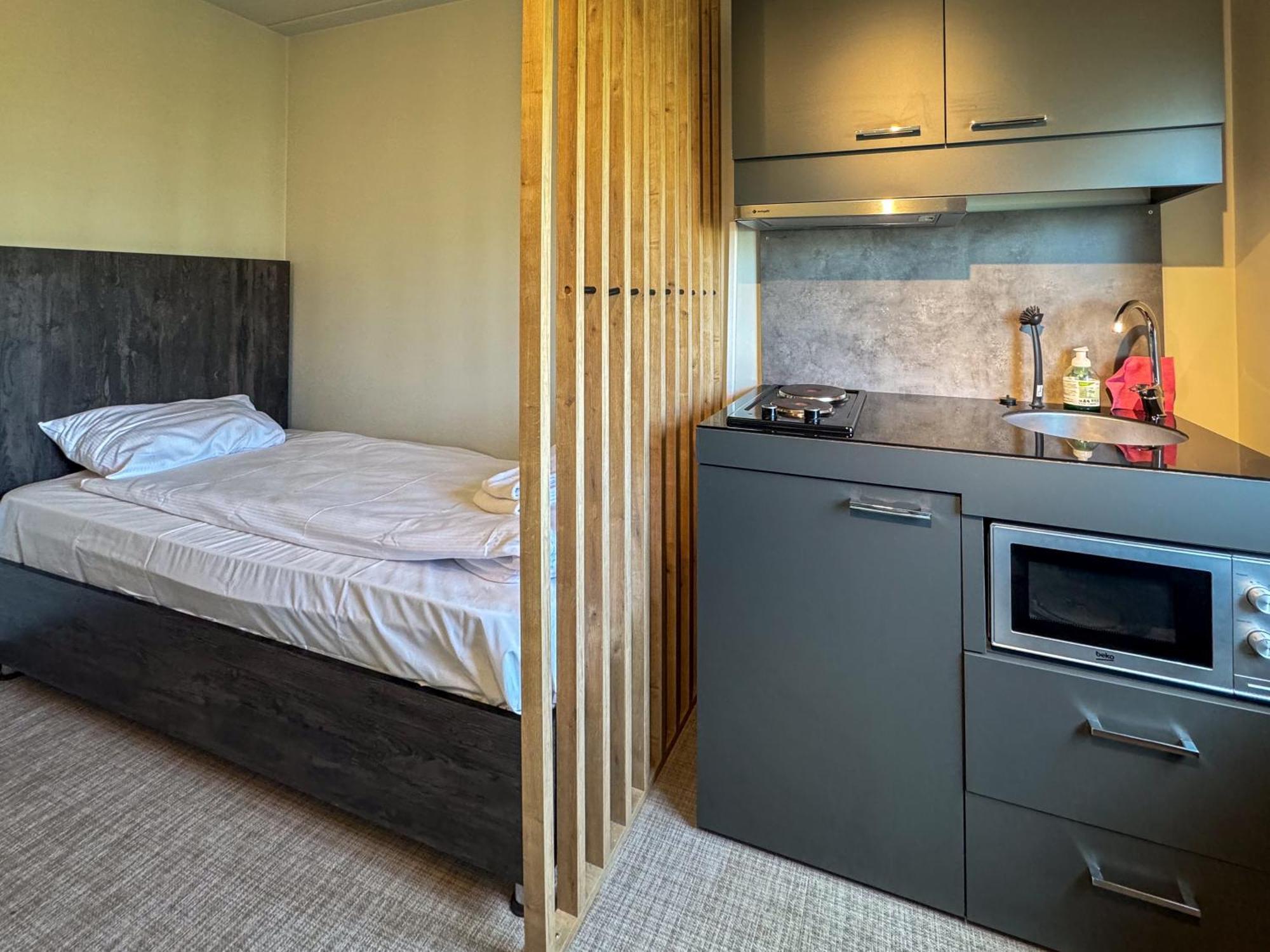 Joenkoeping Hotel Apartments エクステリア 写真